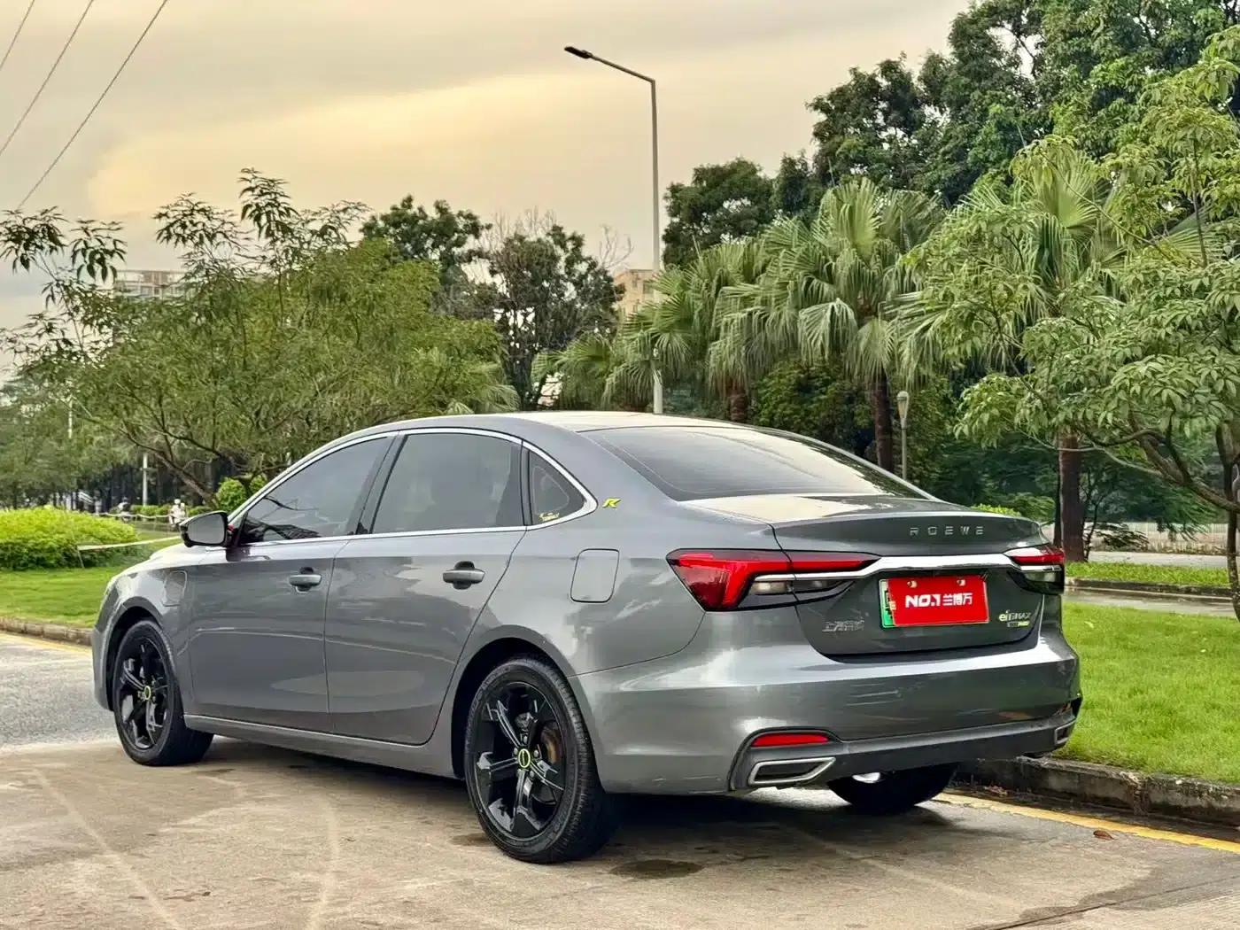 Roewe i6 MAX New Energy 2021 1.5T PHEV Online Luxury Edition — миниатюра 7
