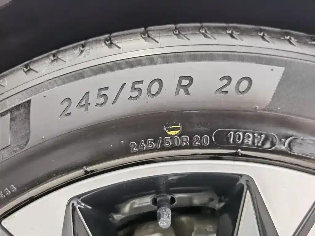 Roewe RX9 2023 2.0T 2WD Premium Edition — миниатюра 24