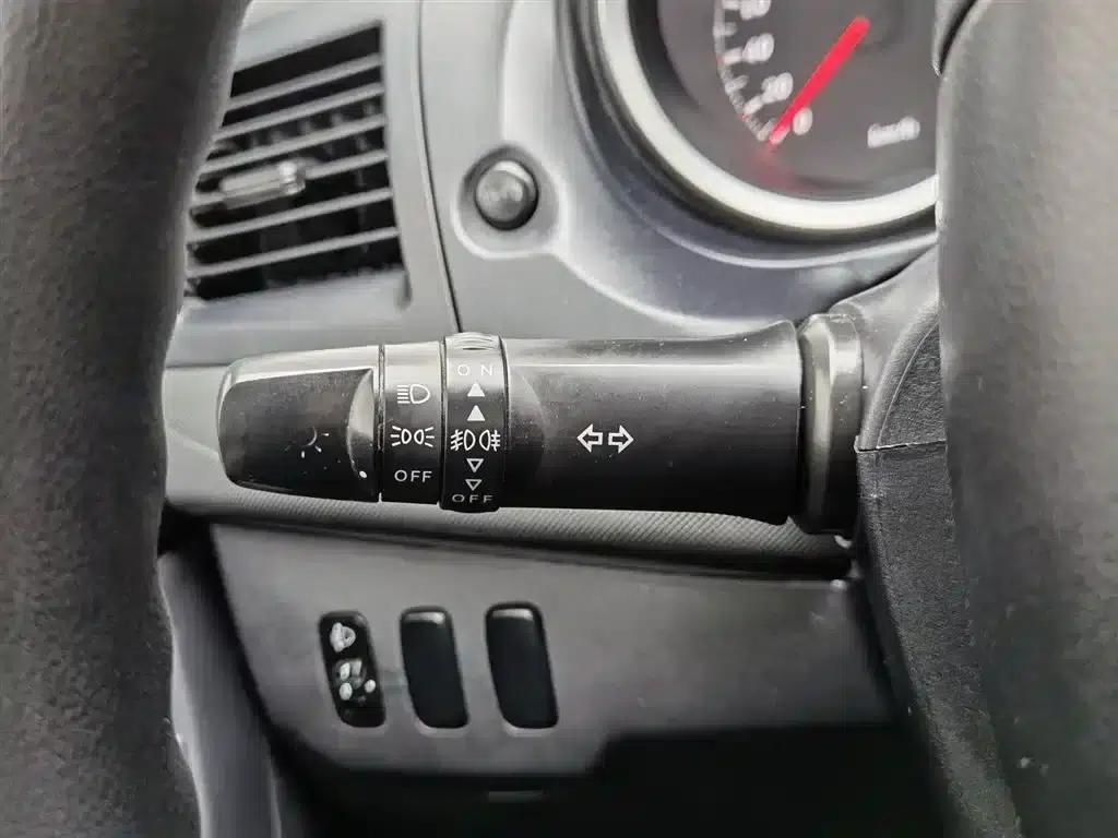 Lancer EX 2013 Fashion Edition 1.6L Manual Classic — миниатюра 21