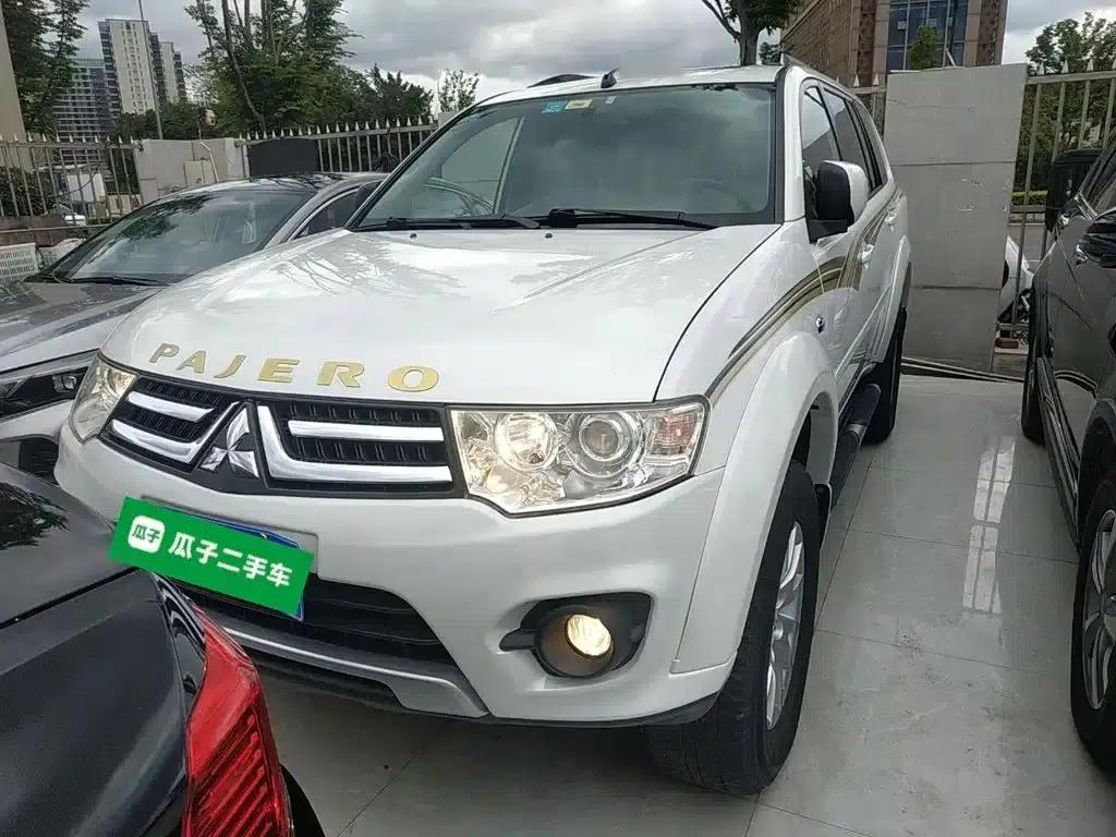 2013 Pajero Sport 3.0L Automatic 2WD Luxury Edition — миниатюра 3