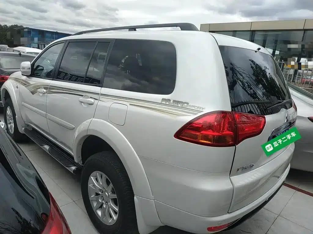 2013 Pajero Sport 3.0L Automatic 2WD Luxury Edition — миниатюра 23