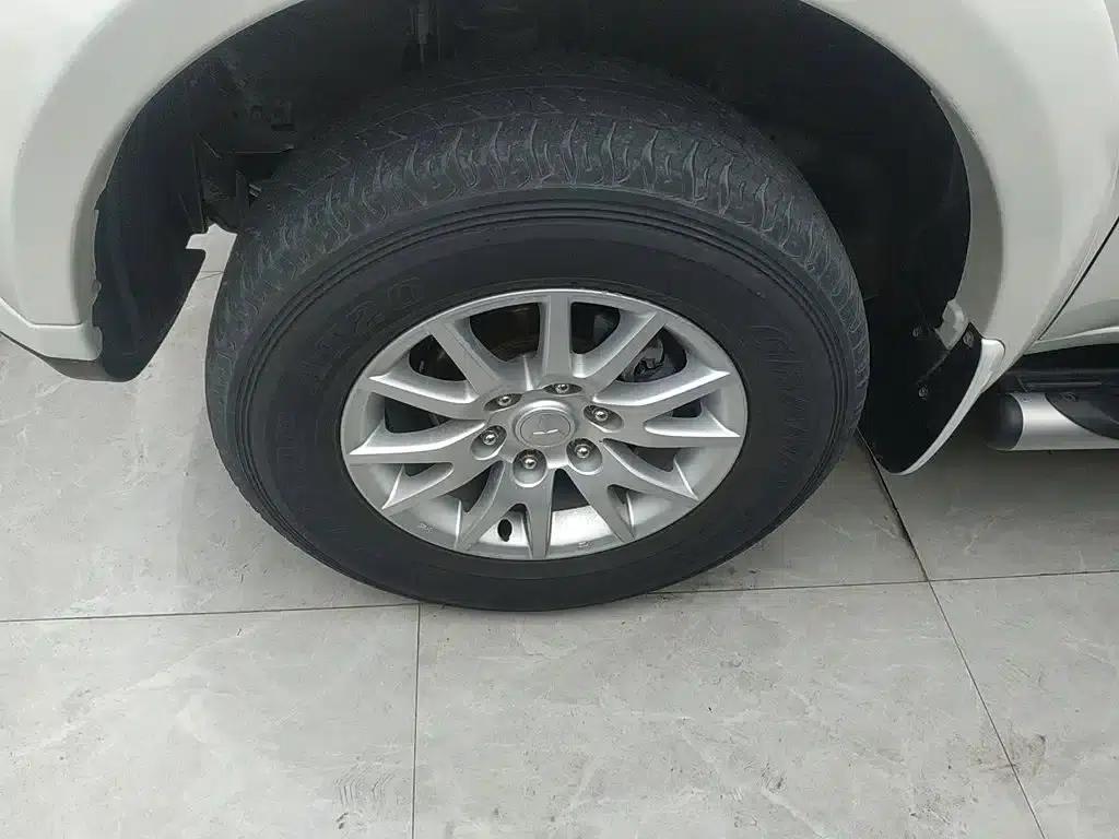 2013 Pajero Sport 3.0L Automatic 2WD Luxury Edition — миниатюра 25