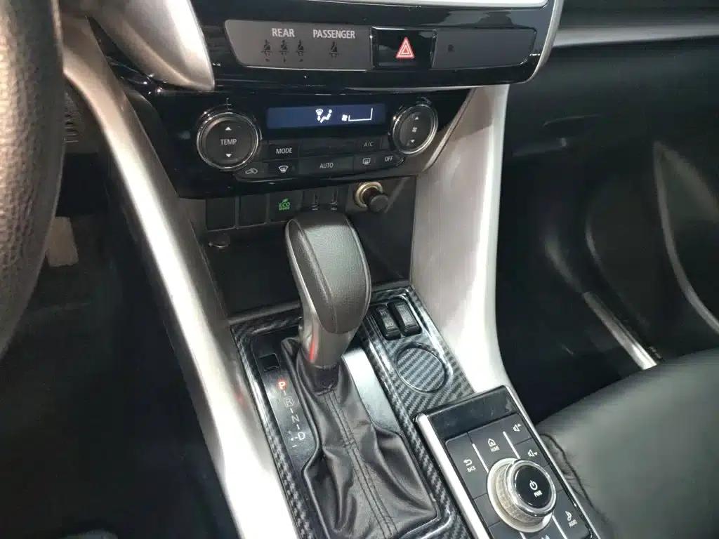 Eclipse Cross 2018 1.5T CVT 2WD Dream Edition — миниатюра 14