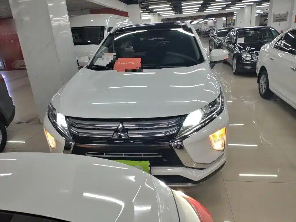 Eclipse Cross 2018 1.5T CVT 2WD Dream Edition — миниатюра 3