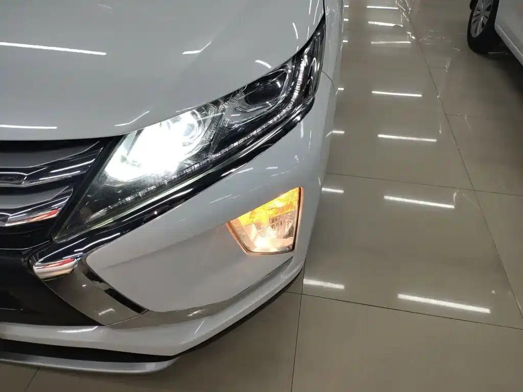 Eclipse Cross 2018 1.5T CVT 2WD Dream Edition — миниатюра 24