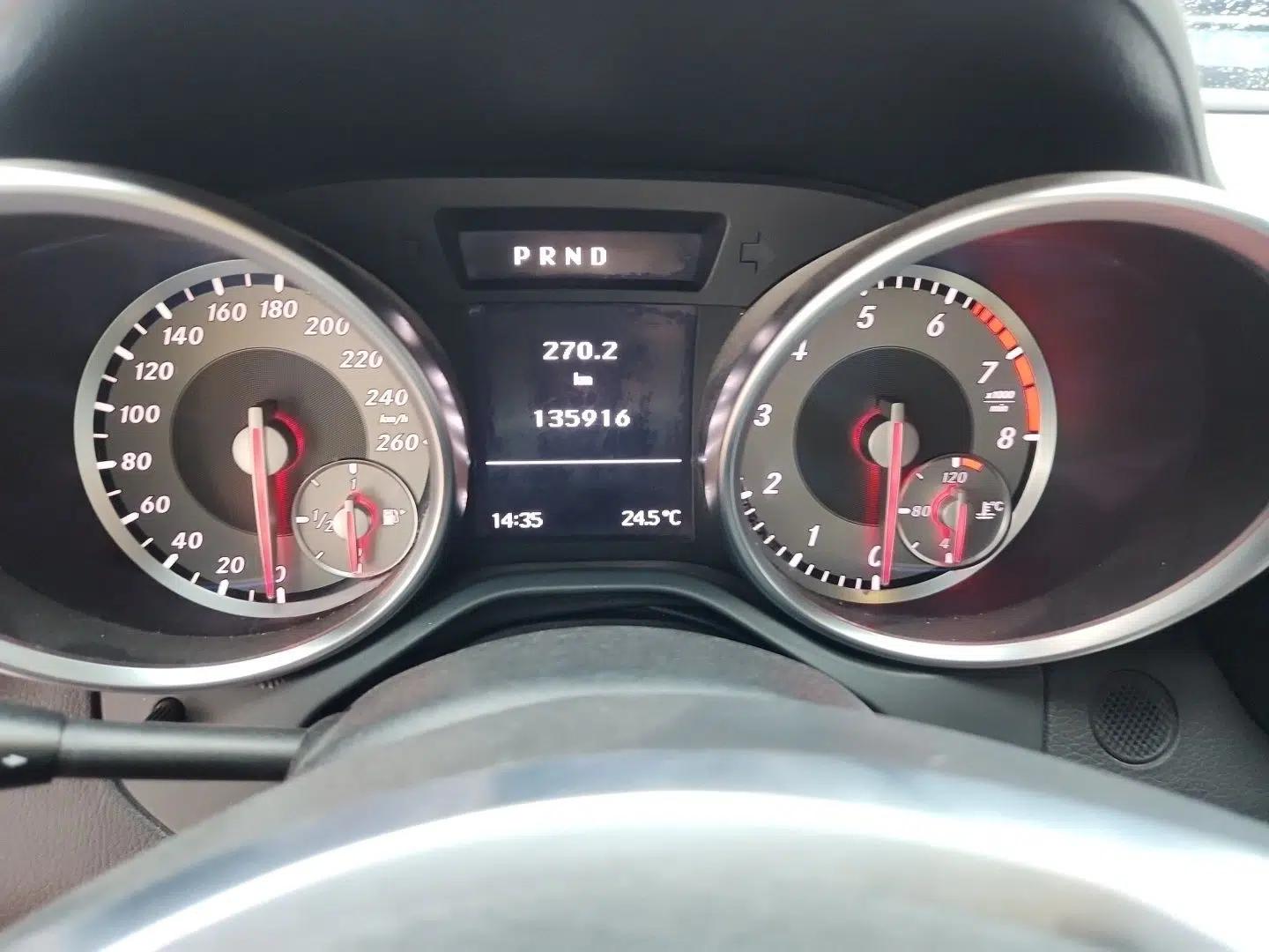 Mercedes-Benz SLK-Class 2011 SLK 200 Fashion Model — миниатюра 11