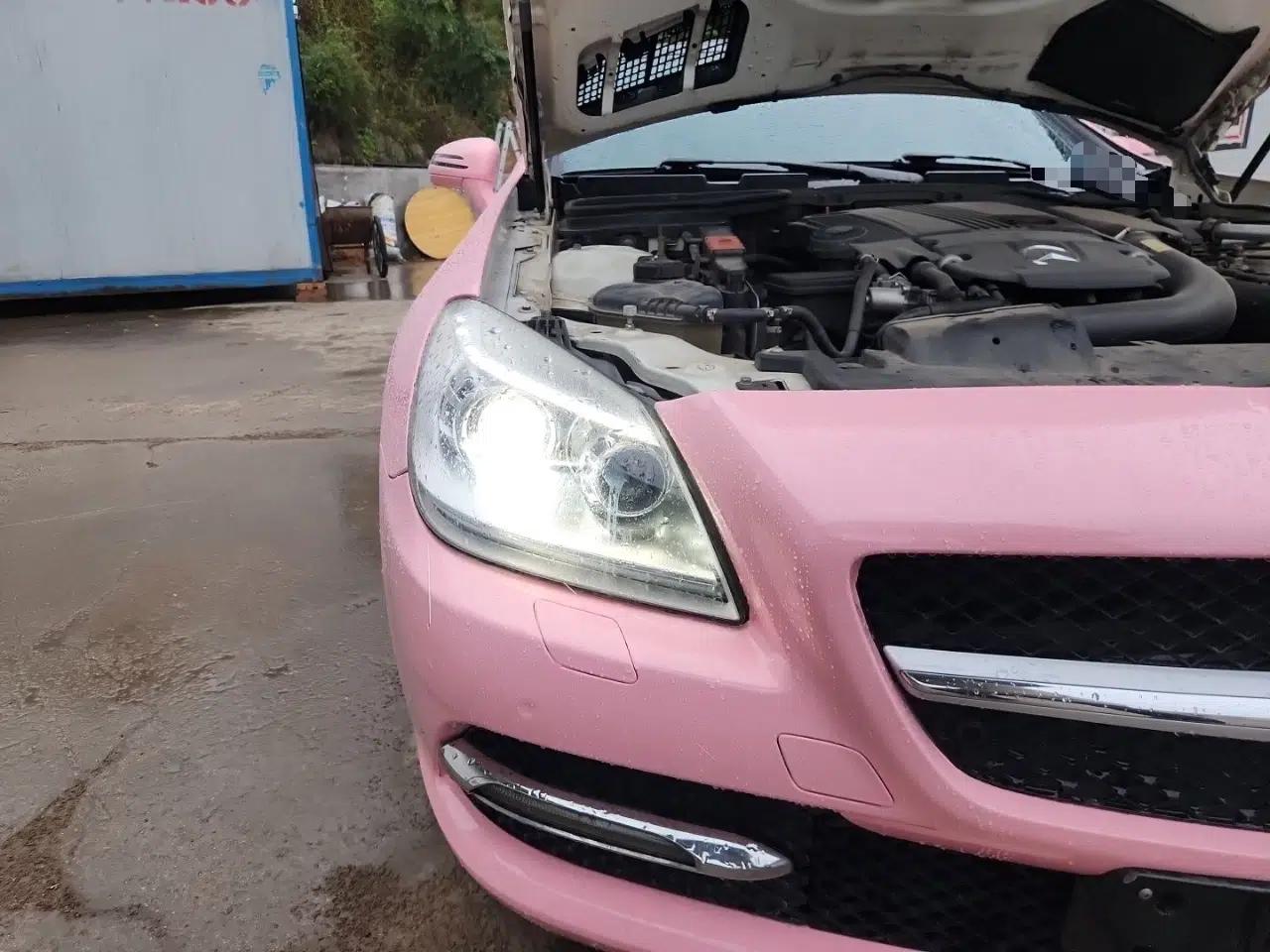 Mercedes-Benz SLK-Class 2011 SLK 200 Fashion Model — миниатюра 7