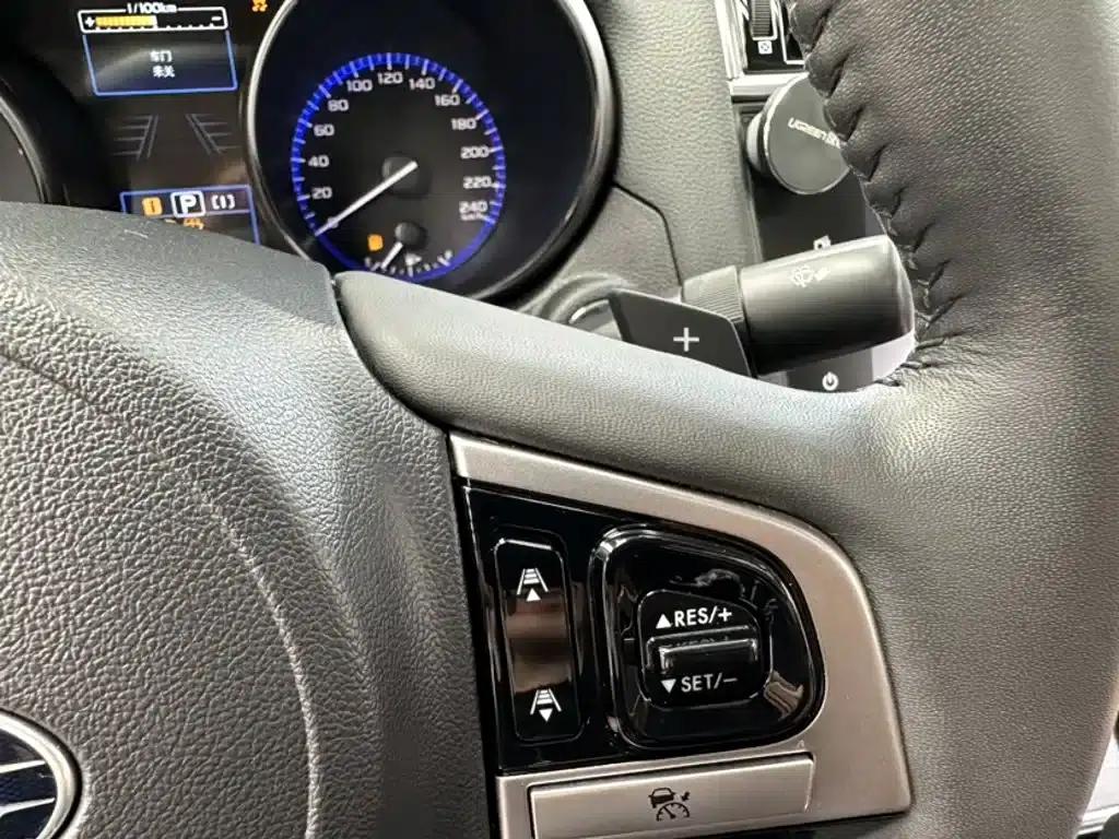 Legacy 2017 2.5i AWD Glory Edition EyeSight — миниатюра 12
