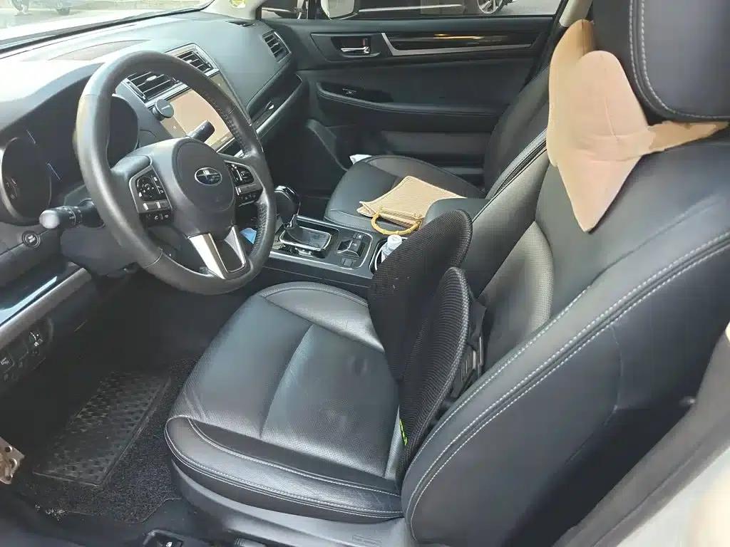 Legacy 2017 2.5i AWD Glory Edition EyeSight — миниатюра 8