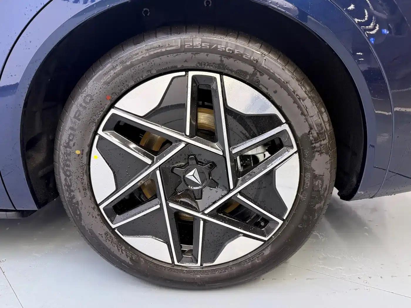 Deep Blue S09 2025 Rear-Wheel Drive Ultra — миниатюра 25