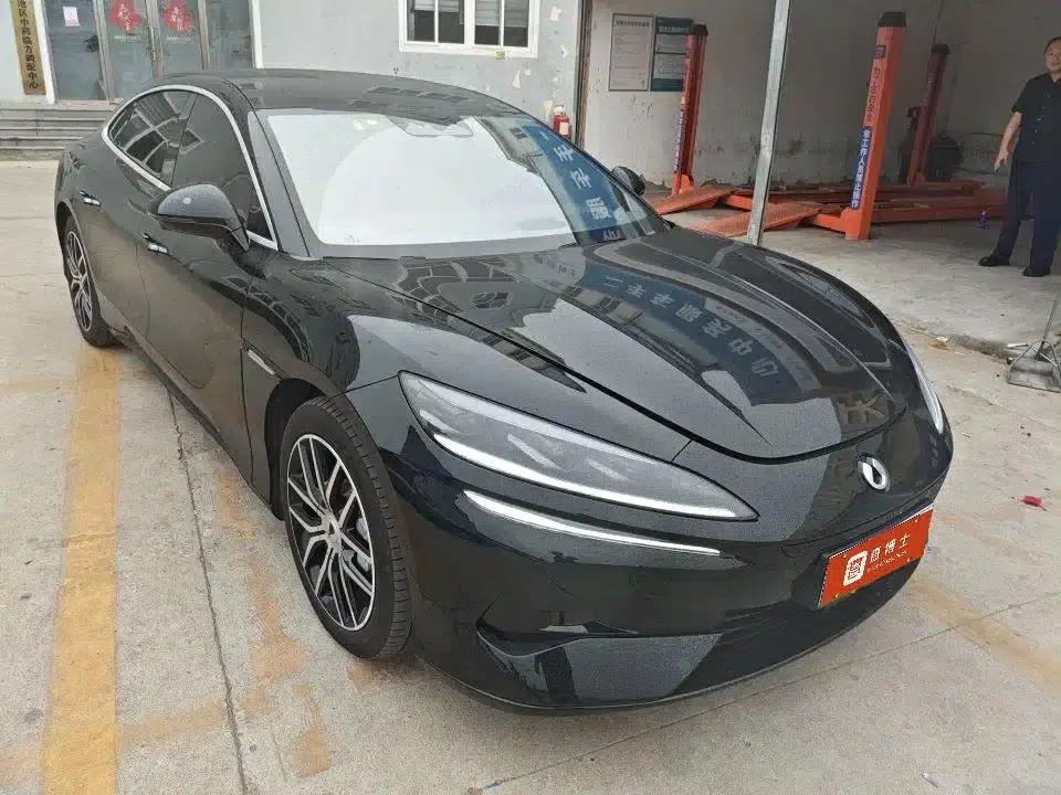 Denza Z9 2024 Model 1100km AWD Max Edition — миниатюра 2