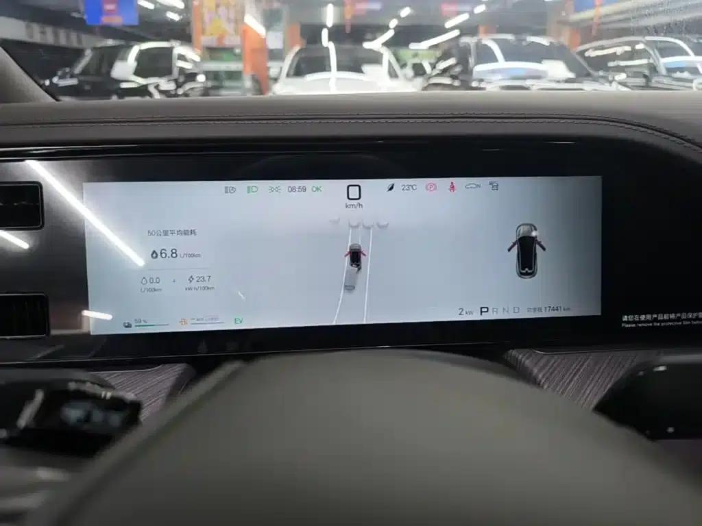 Denza Z9 2024 Model 1100km AWD Max Edition — миниатюра 12