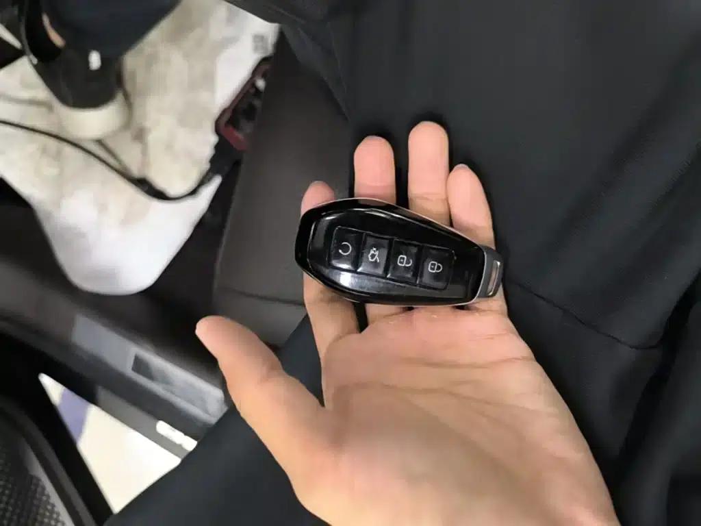Denza Z9 2024 Model 1100km AWD Max Edition — миниатюра 9