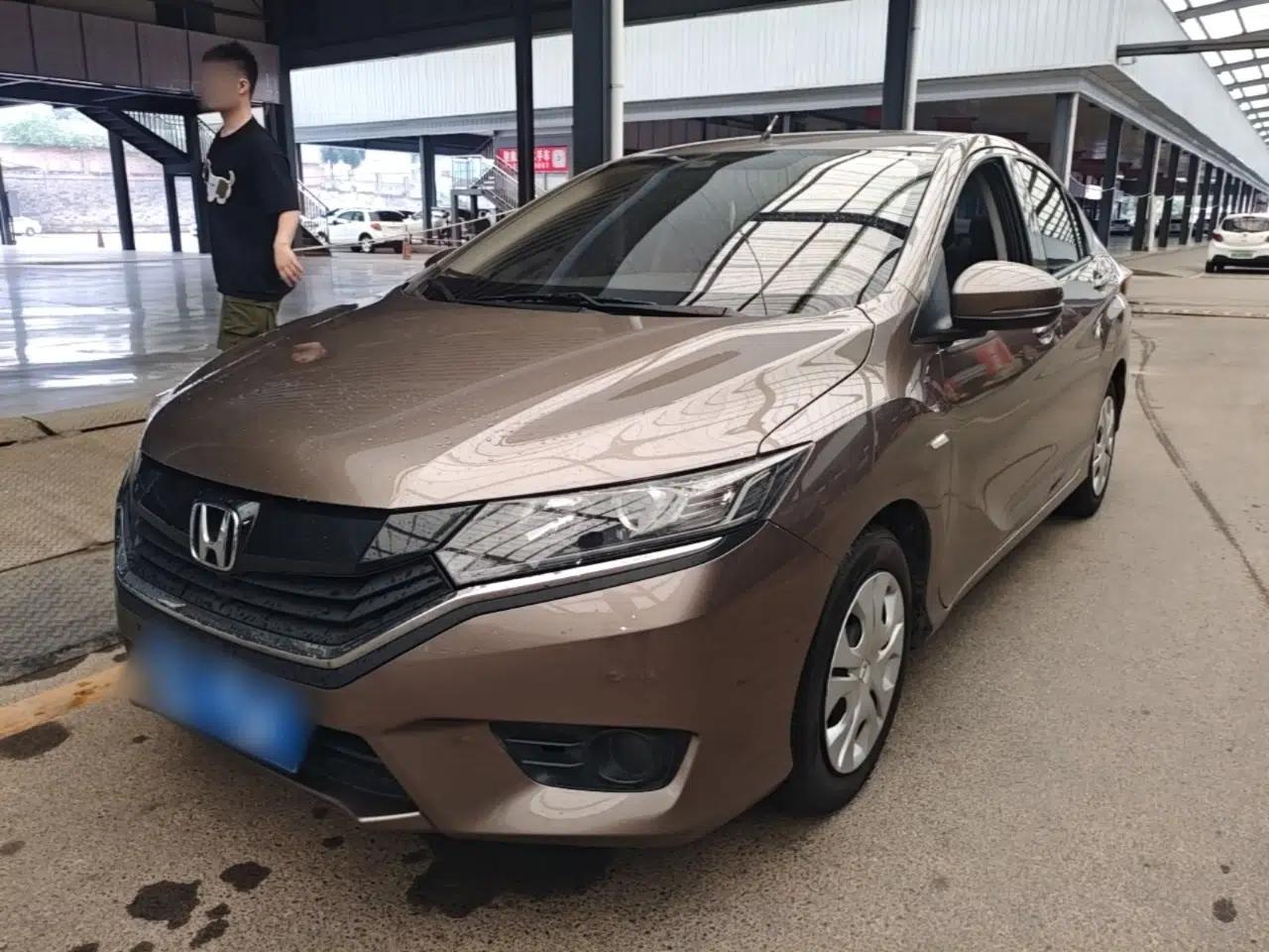 Honda Greiz 2016 1.5L CVT Classic Edition — миниатюра 1