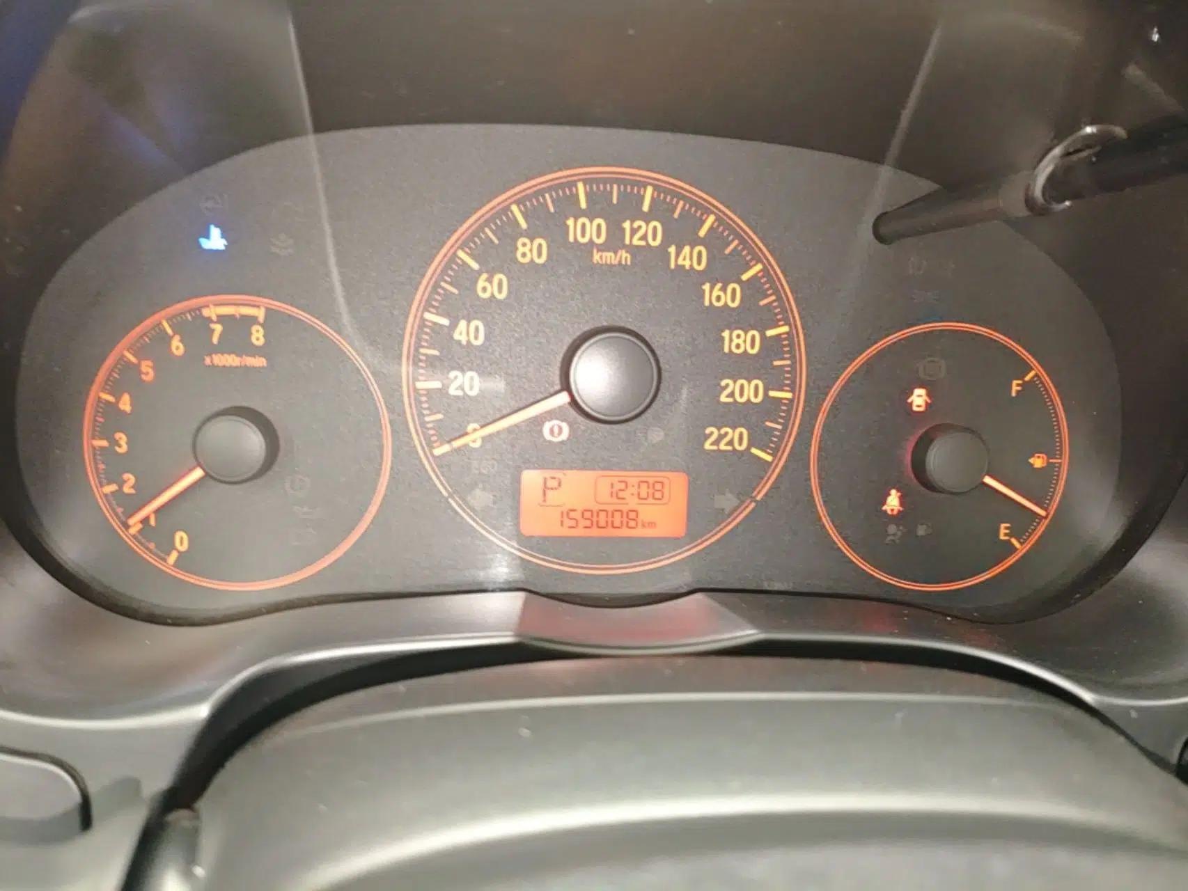 Honda Greiz 2016 1.5L CVT Classic Edition — миниатюра 14
