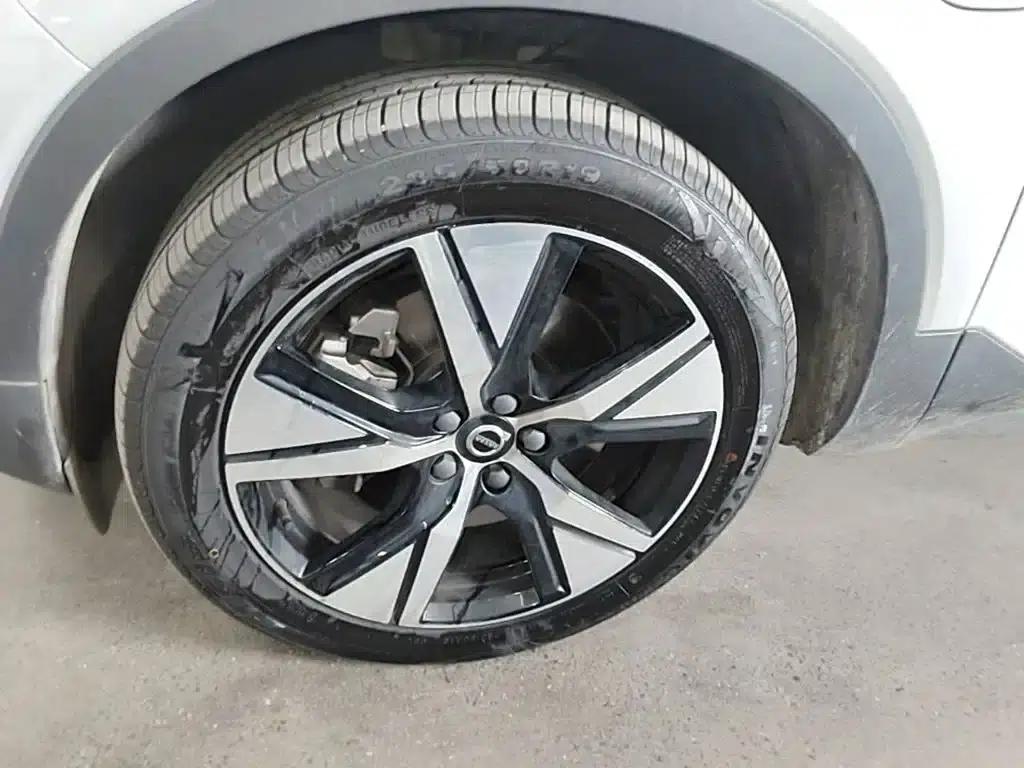 Volvo XC40 PHEV 2021 P8 Pure Electric AWD Inscription Sport Edition — миниатюра 23