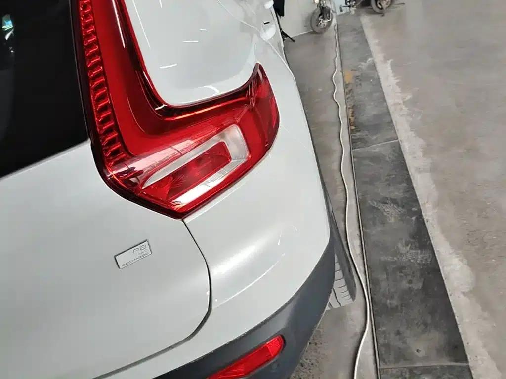 Volvo XC40 PHEV 2021 P8 Pure Electric AWD Inscription Sport Edition — миниатюра 8