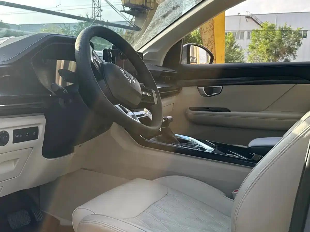 Wuling Xingchen 2021 1.5T CVT Star Edition — миниатюра 4