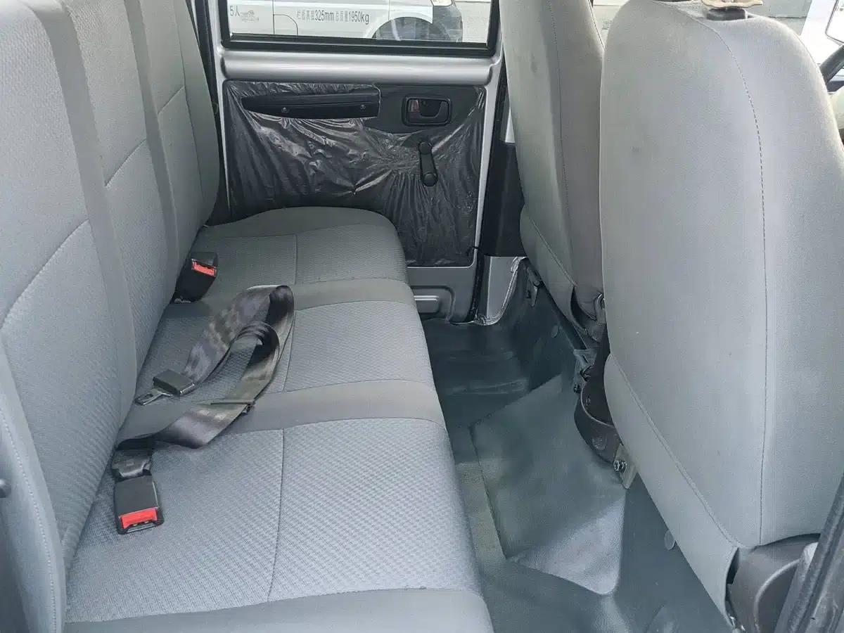 Wuling Rongguang Mini Truck 2023 1.5L Double Cab — миниатюра 5