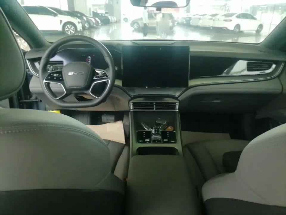 BYD Seal 07 DM-i 2025 DM-i 1.5L 125km Elite Model — миниатюра 12