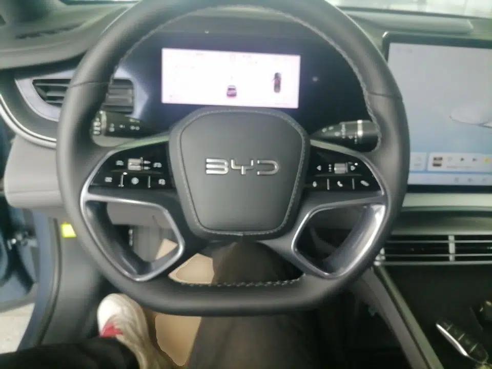 BYD Seal 07 DM-i 2025 DM-i 1.5L 125km Elite Model — миниатюра 13