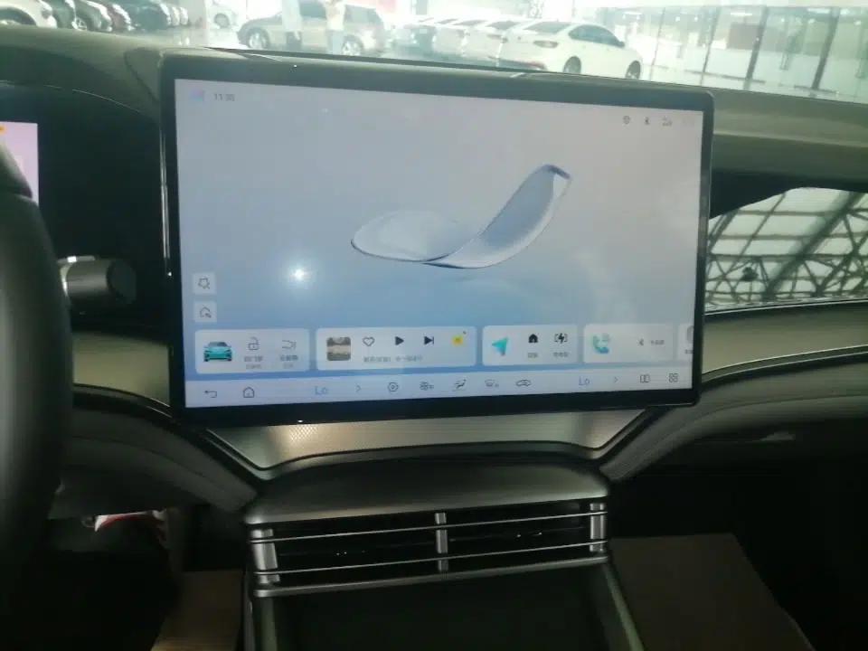 BYD Seal 07 DM-i 2025 DM-i 1.5L 125km Elite Model — миниатюра 15