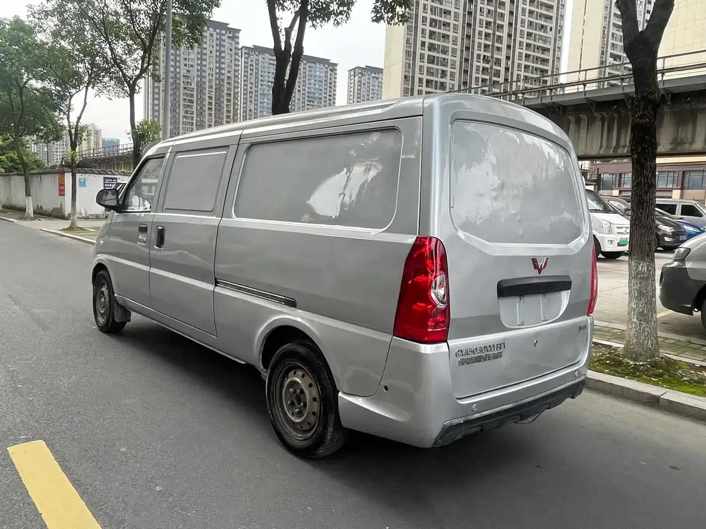 Wuling EV50 2020 Pure Electric Van with Penghui Heated Battery — миниатюра 5