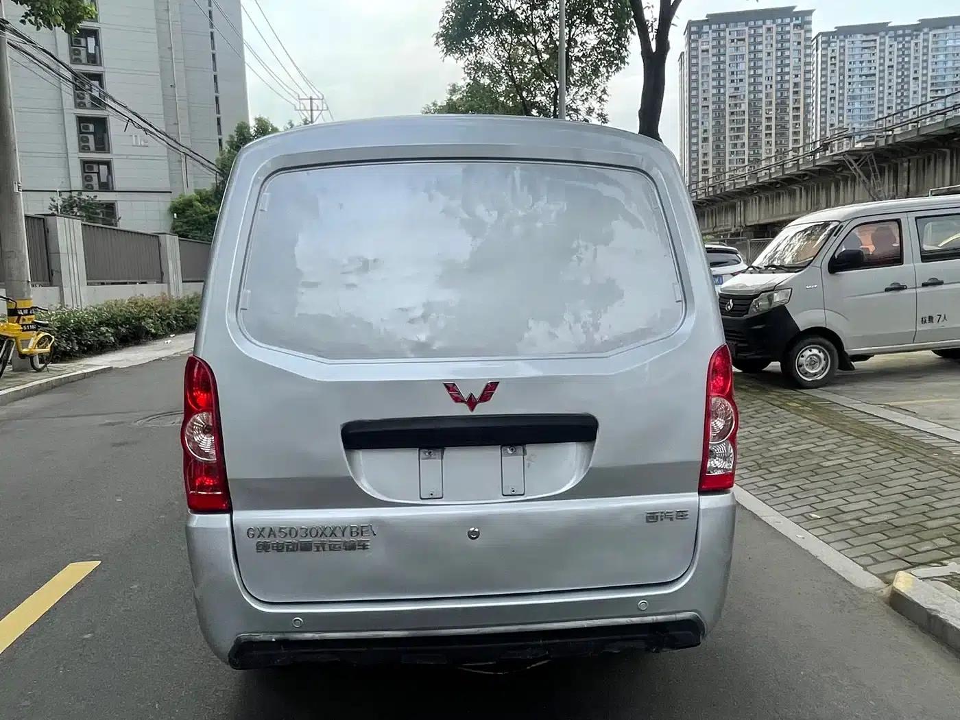 Wuling EV50 2020 Pure Electric Van with Penghui Heated Battery — миниатюра 6