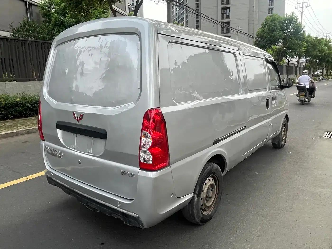 Wuling EV50 2020 Pure Electric Van with Penghui Heated Battery — миниатюра 7
