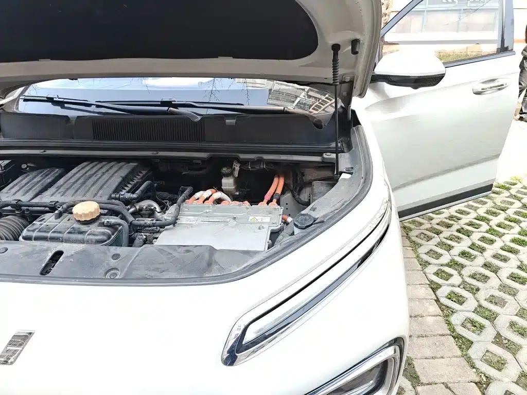 Wuling Xingyun 2023 2.0L DHT Flagship Edition — миниатюра 24