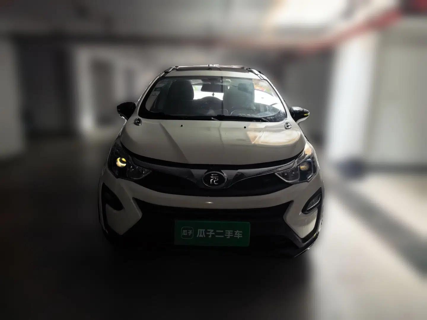 BYD Yuan 2016 1.5L Manual Luxury Version — миниатюра 2