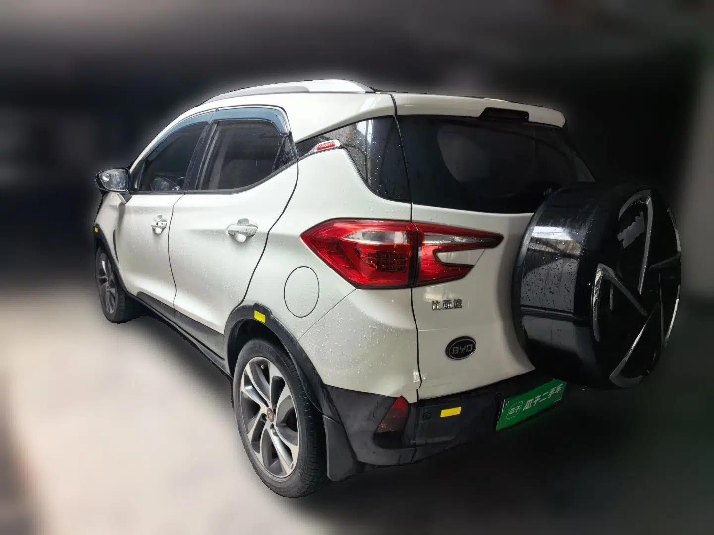 BYD Yuan 2016 1.5L Manual Luxury Version — миниатюра 4