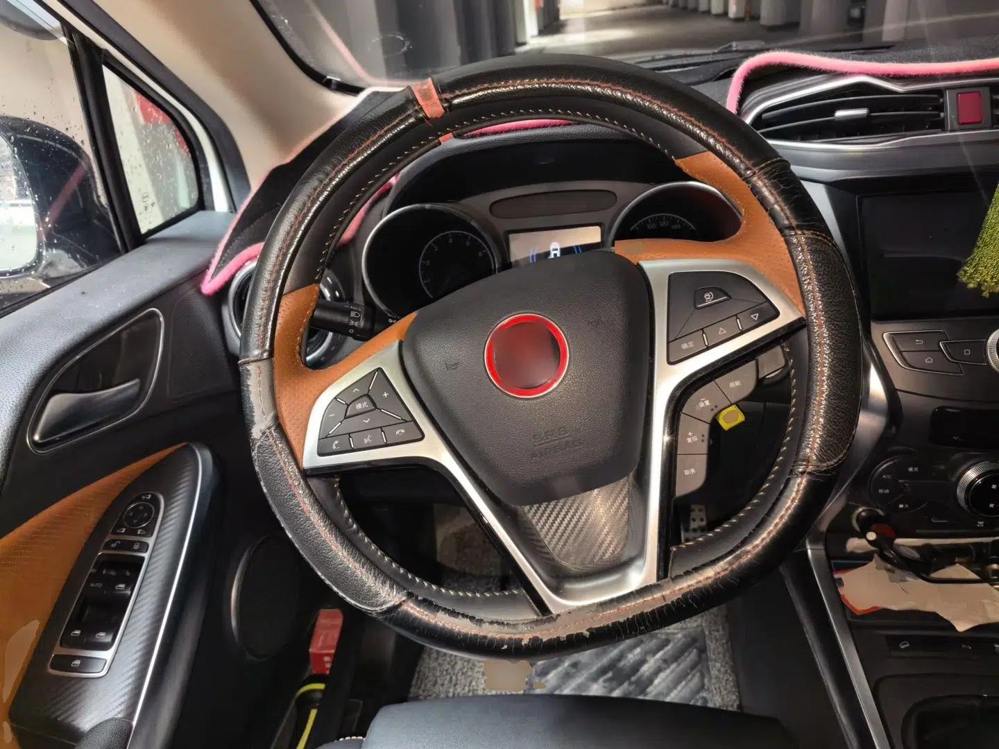 BYD Yuan 2016 1.5L Manual Luxury Version — миниатюра 10