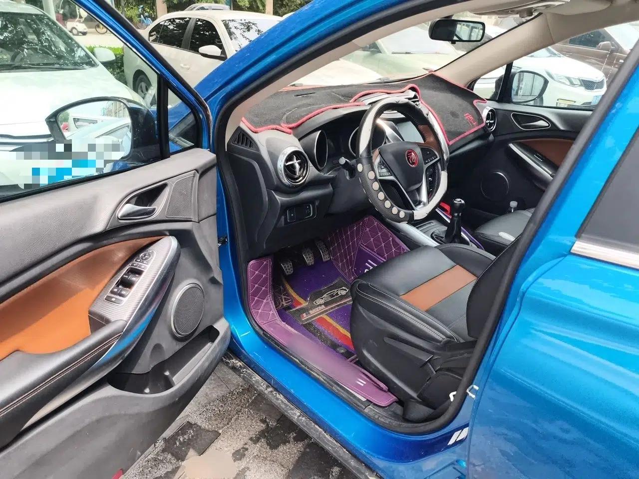 BYD Yuan 2016 1.5L Manual Luxury Version — миниатюра 16