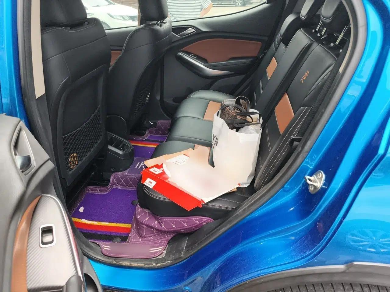 BYD Yuan 2016 1.5L Manual Luxury Version — миниатюра 17