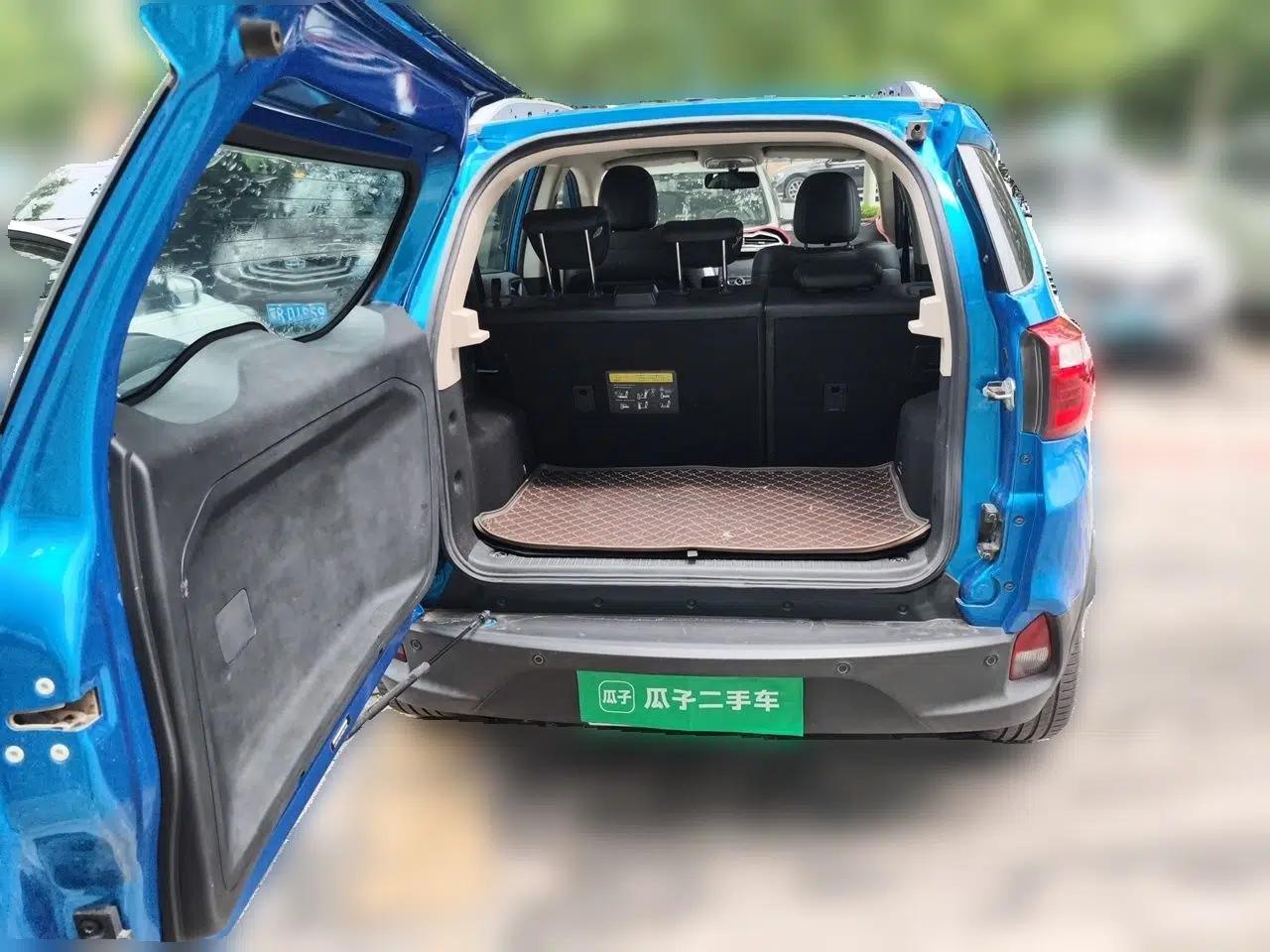 BYD Yuan 2016 1.5L Manual Luxury Version — миниатюра 19