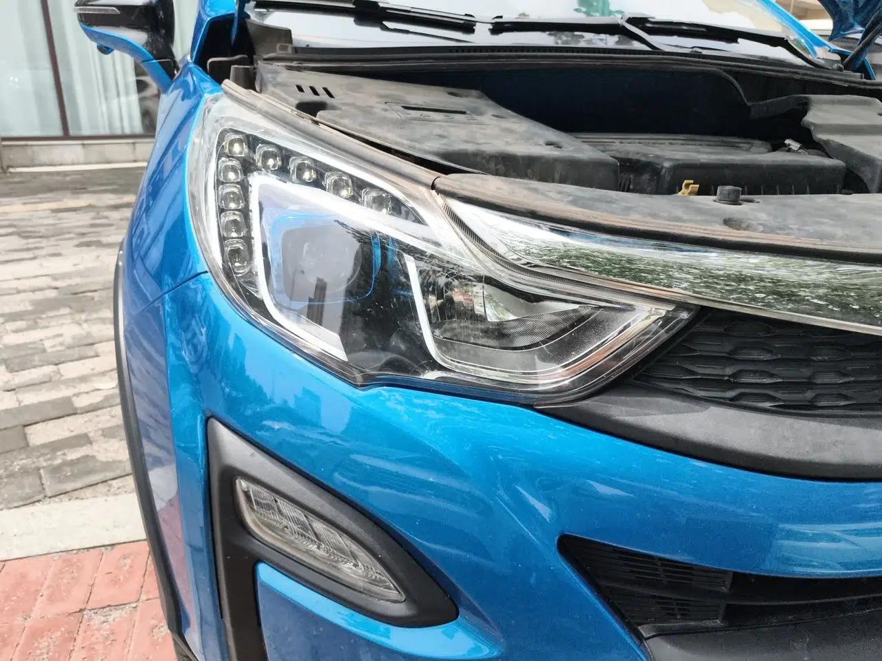 BYD Yuan 2016 1.5L Manual Luxury Version — миниатюра 7