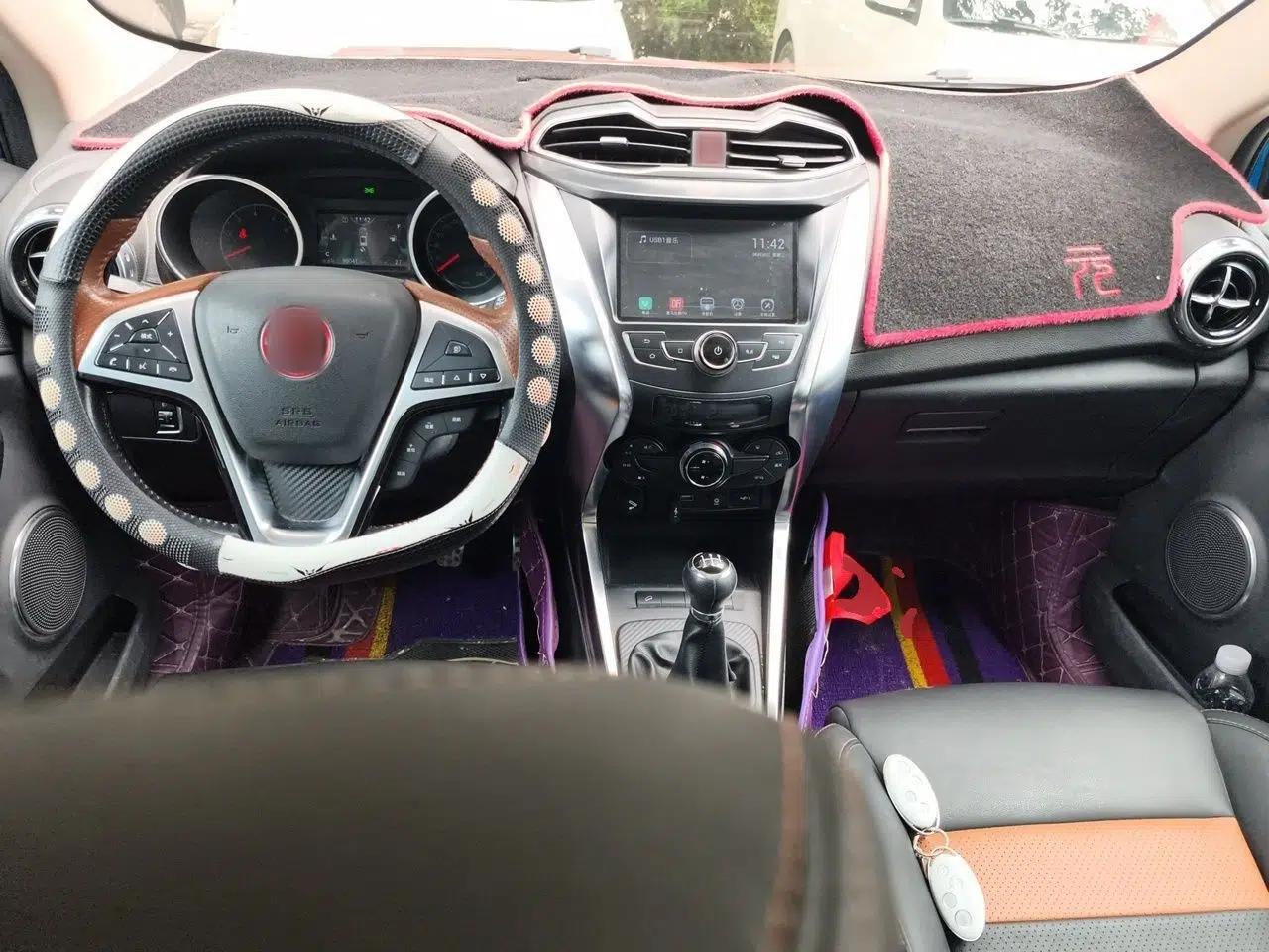BYD Yuan 2016 1.5L Manual Luxury Version — миниатюра 9