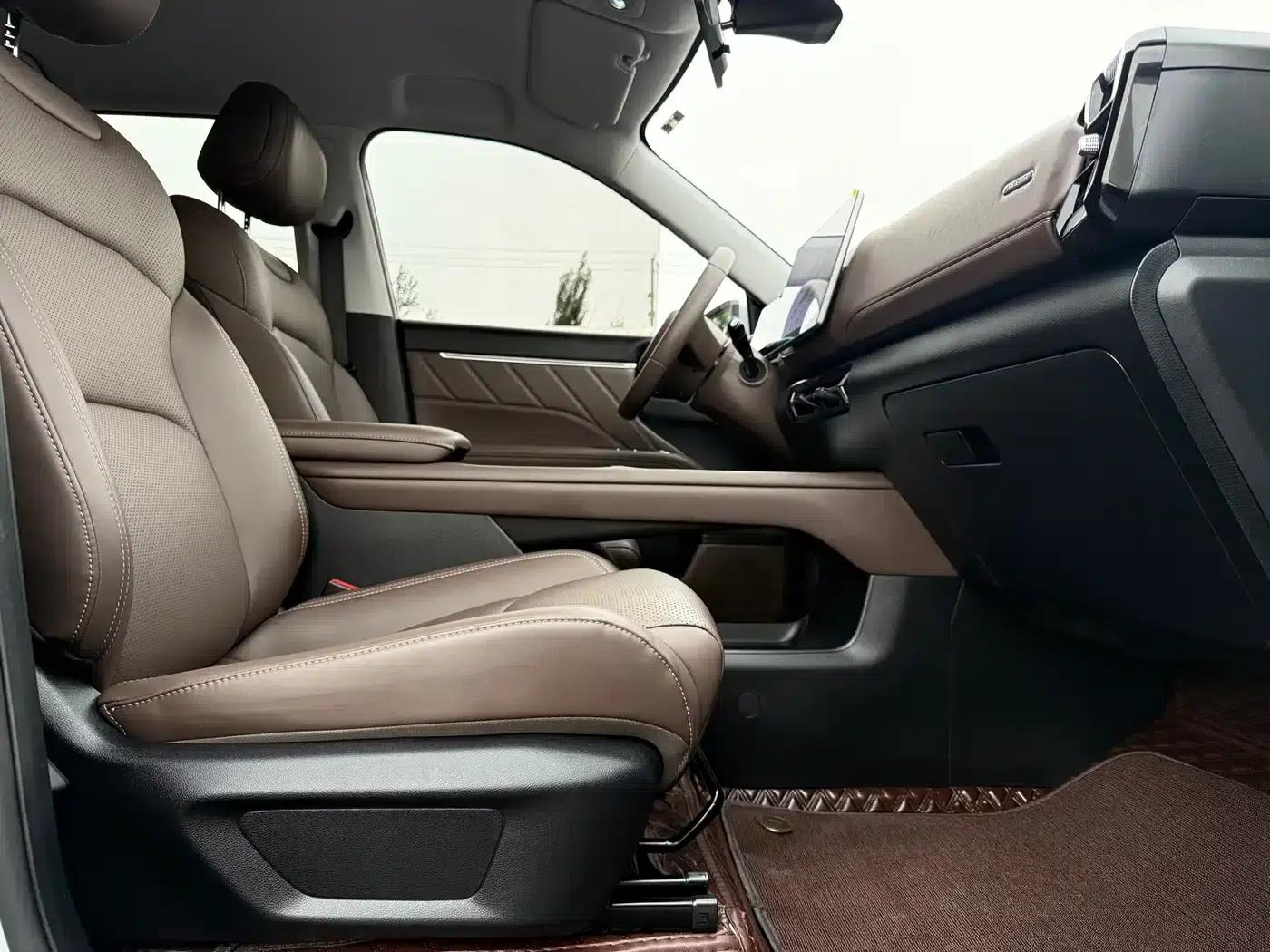 Starlight 560 New Energy 2026 Plug-in Hybrid 125km/h Luxury Model — миниатюра 15