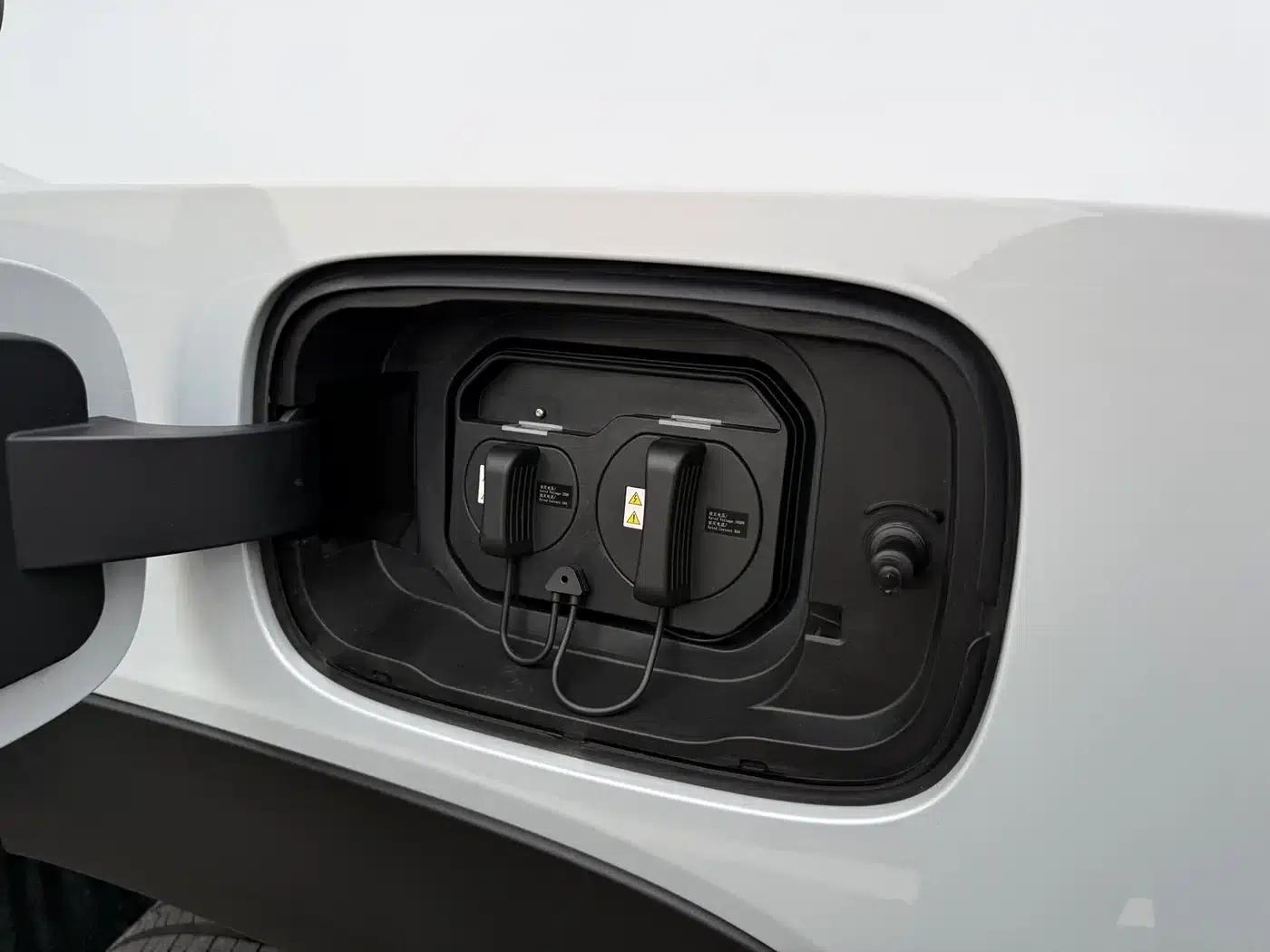 Starlight 560 New Energy 2026 Plug-in Hybrid 125km/h Luxury Model — миниатюра 22
