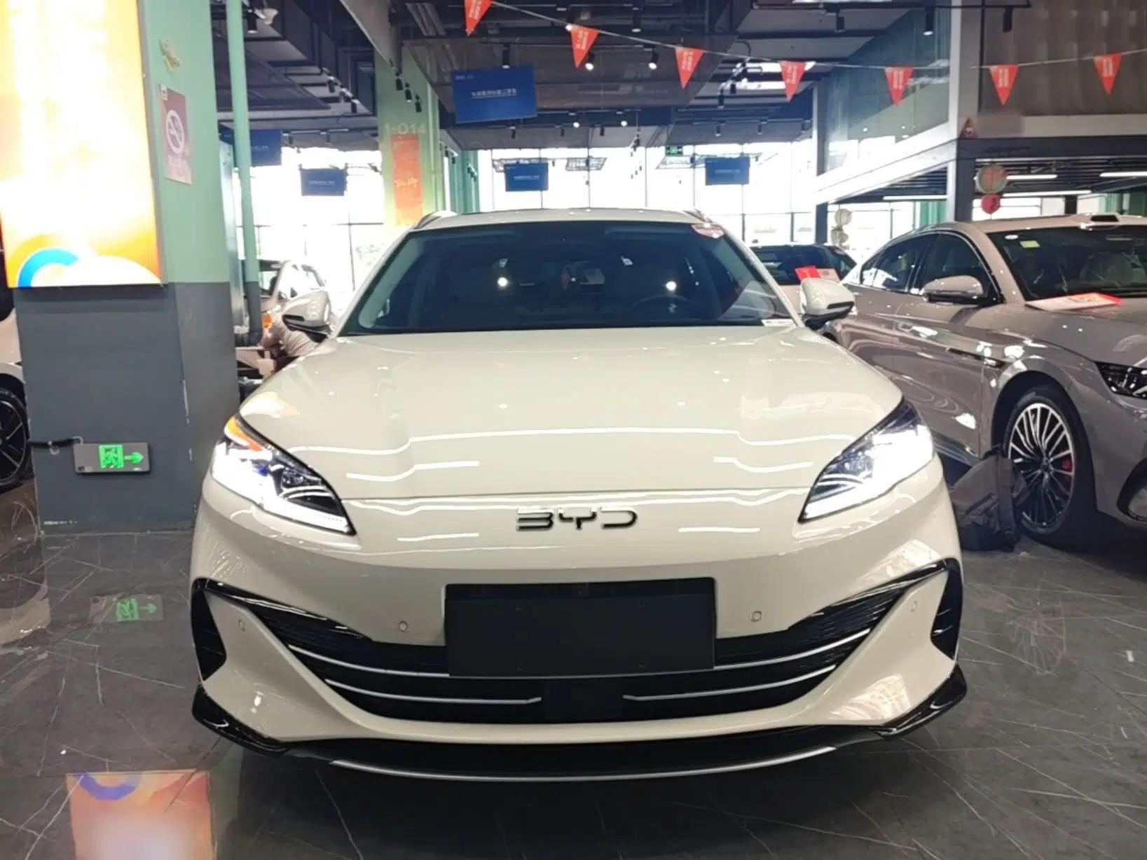 BYD Seal 06 DM-i Touring 2025 DM-i Touring High-End Model — миниатюра 2