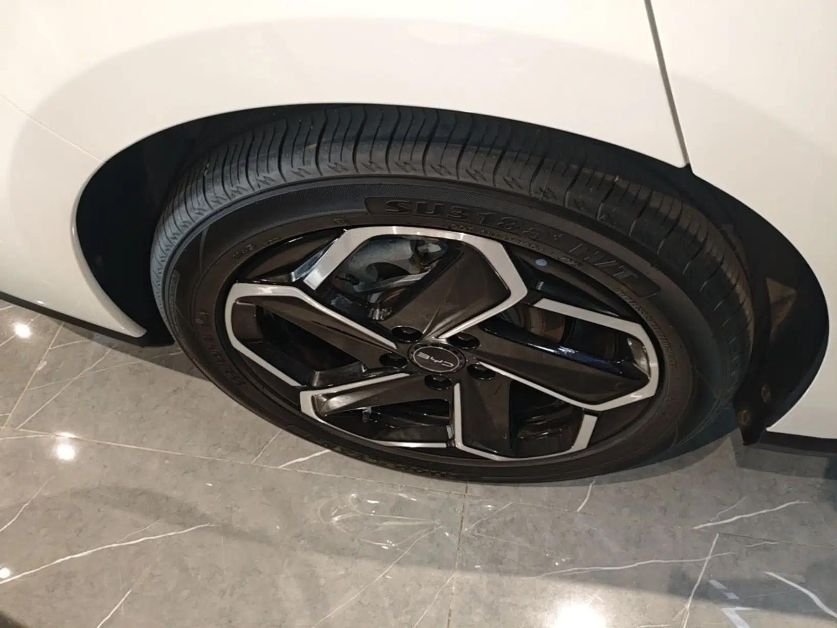BYD Seal 06 DM-i Touring 2025 DM-i Touring High-End Model — миниатюра 11