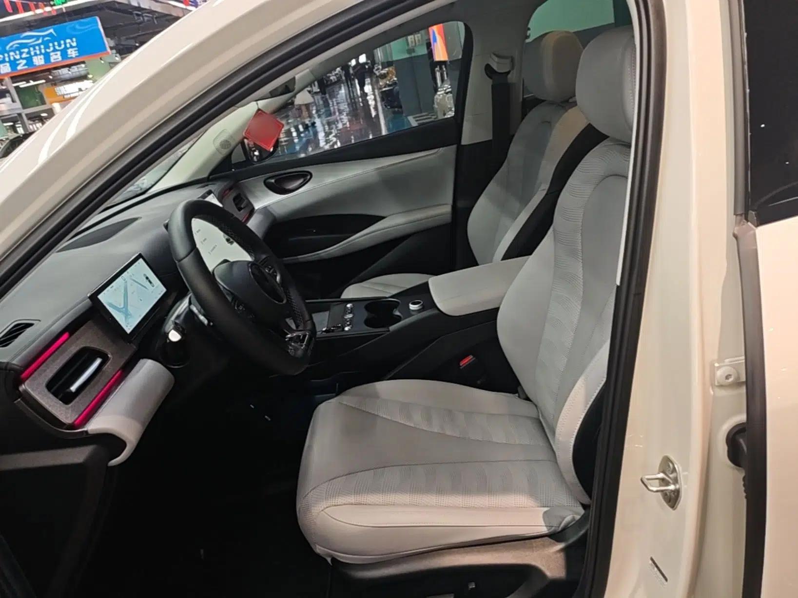 BYD Seal 06 DM-i Touring 2025 DM-i Touring High-End Model — миниатюра 17