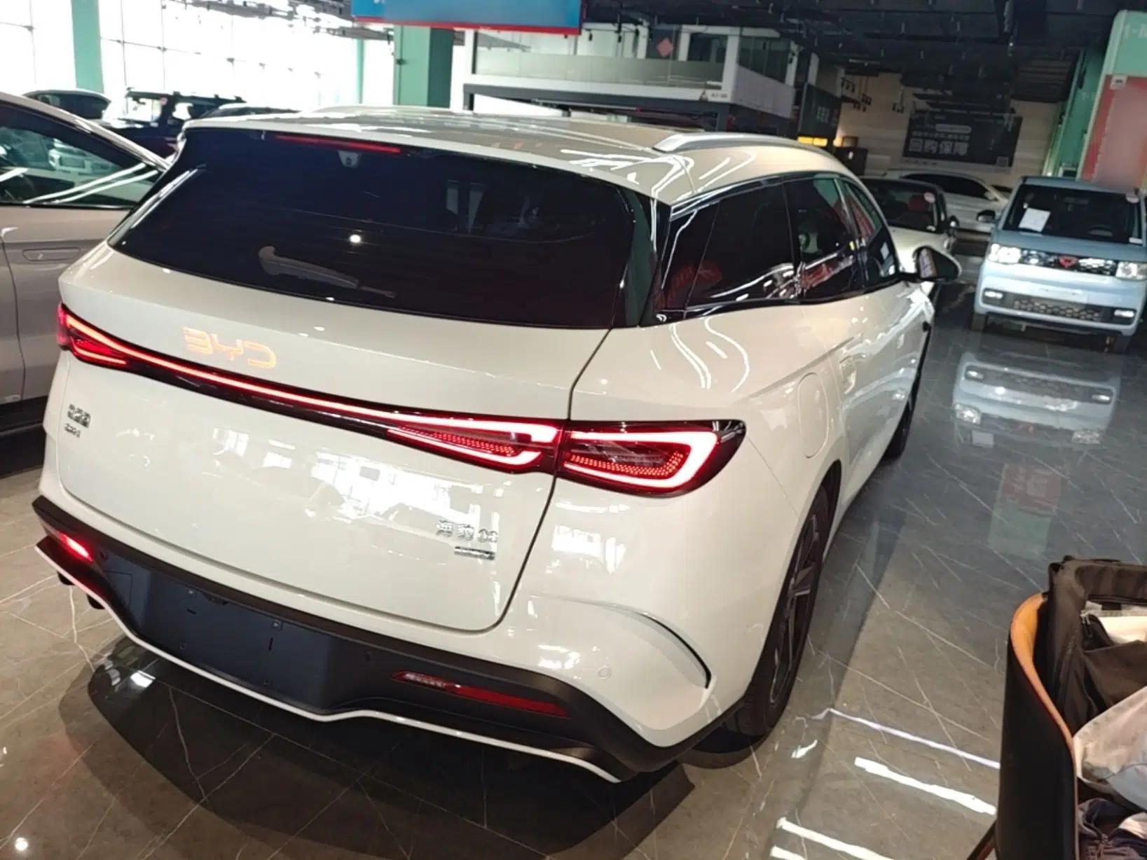 BYD Seal 06 DM-i Touring 2025 DM-i Touring High-End Model — миниатюра 6
