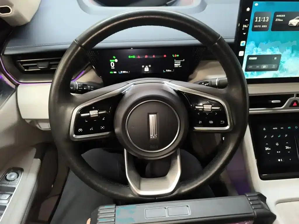 Weipai Mocha New Energy 2023 Two-Wheel Drive Long Range Version — миниатюра 7