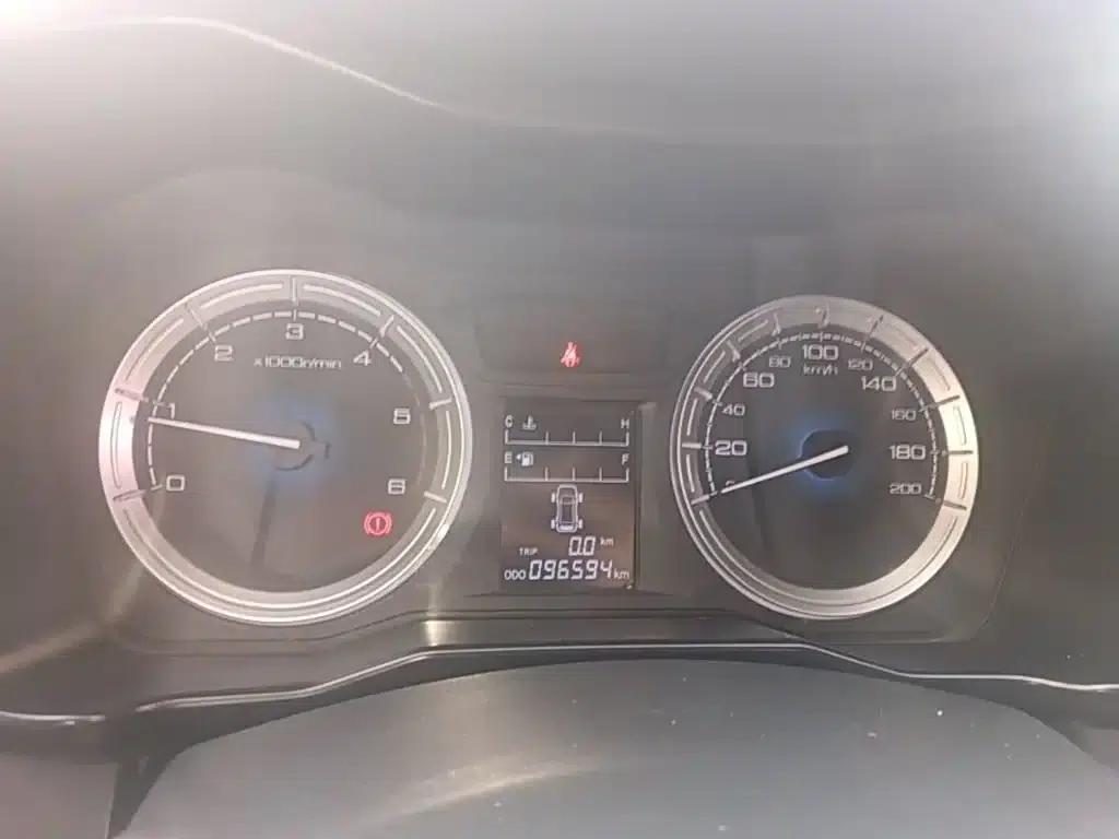 RE-MAX 2018 2.8T Classic Edition 4WD Luxury Model JE493ZLQ5F — миниатюра 12