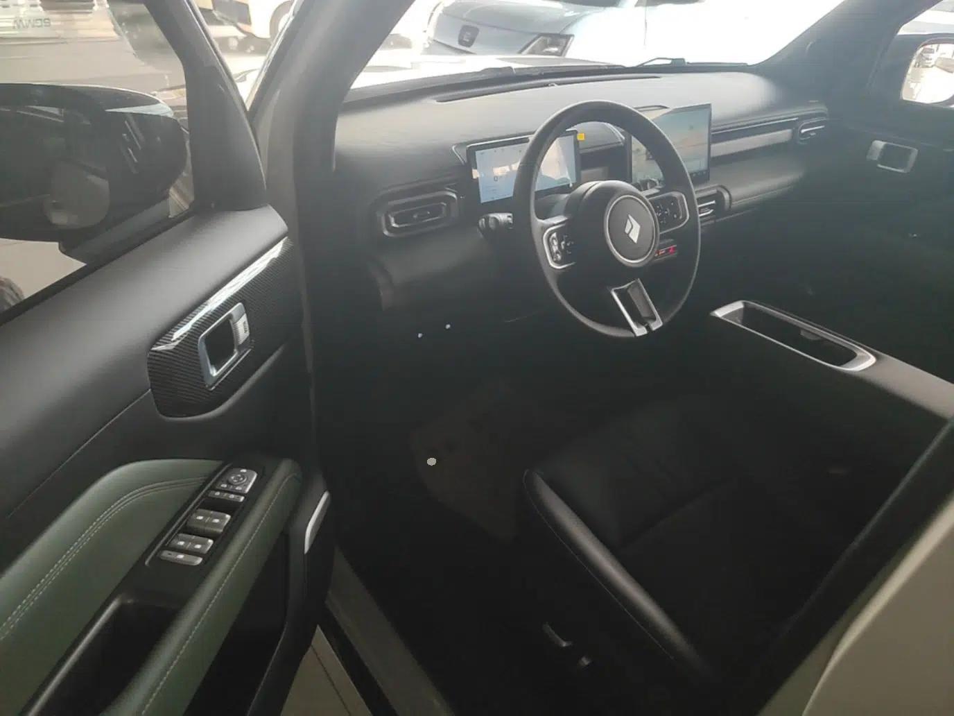 Baojun Spark EUV 2024 Flagship Edition 4 Seats — миниатюра 23
