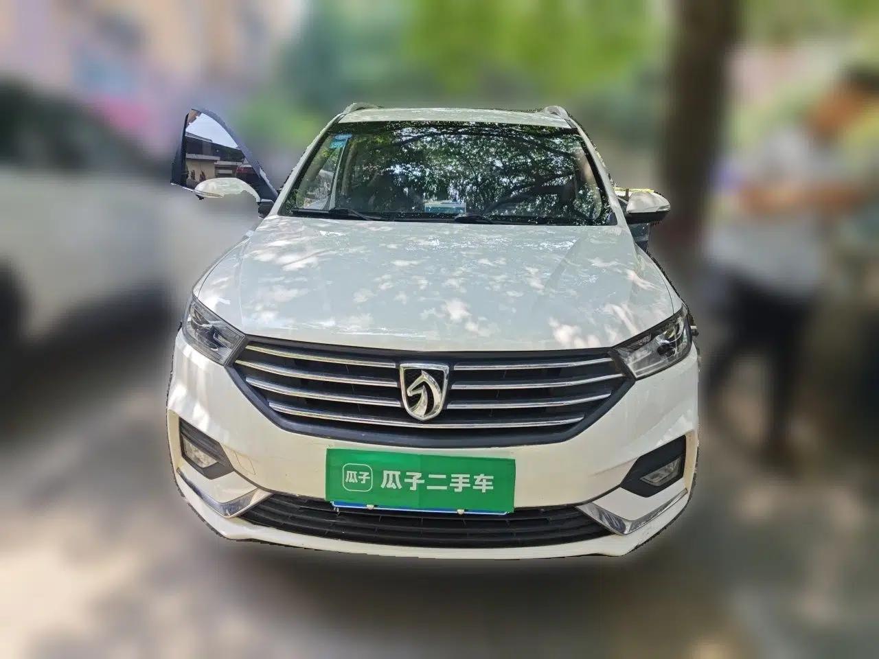 Baojun 360 2019 1.5L Manual Luxury Version China VI — миниатюра 2