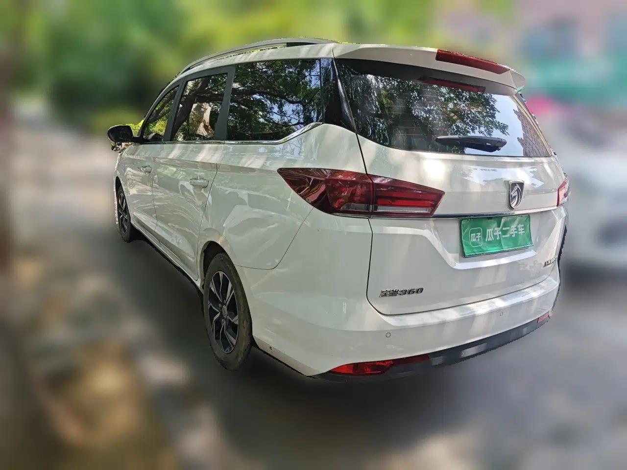 Baojun 360 2019 1.5L Manual Luxury Version China VI — миниатюра 4