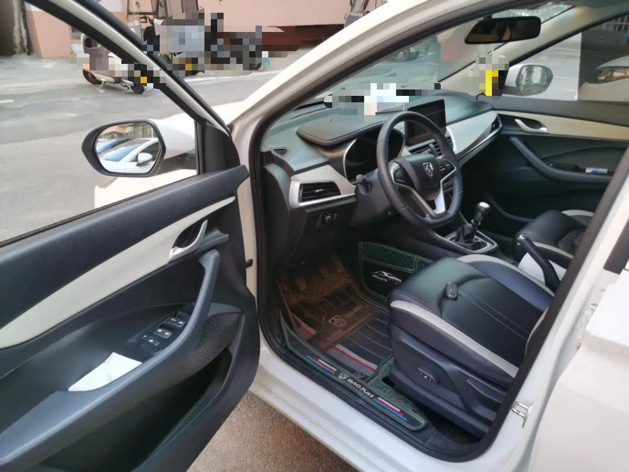 Baojun 360 2019 Revised Version 1.5L Manual Luxury Edition China VI — миниатюра 16